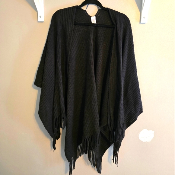 Black Fringe Open Cardigan - Picture 1 of 3